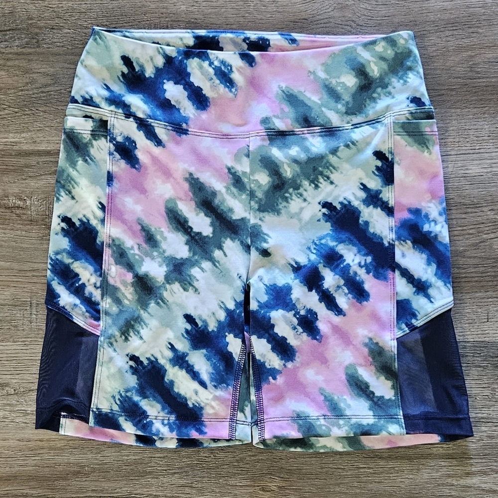 PINK Victoria's Secret Ultimate High Waist 6' Inseam Tie‎ Dye Biker Shorts